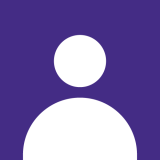 Silhouette blanche sur font violet